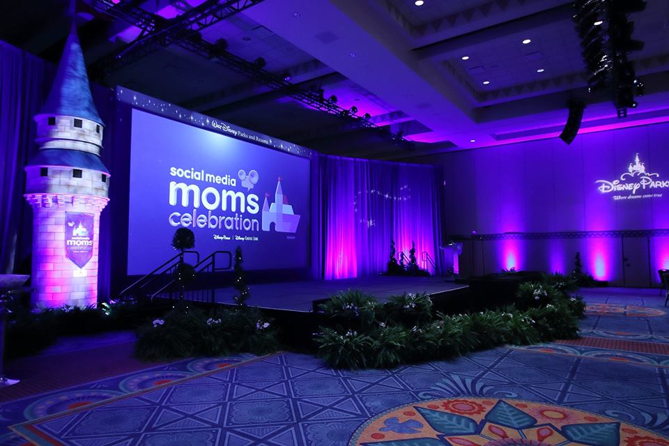 Disney Social Media Moms